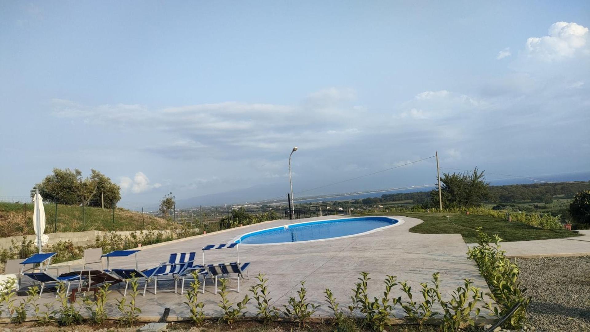 La Pagoda Gizzeria Εξωτερικό φωτογραφία